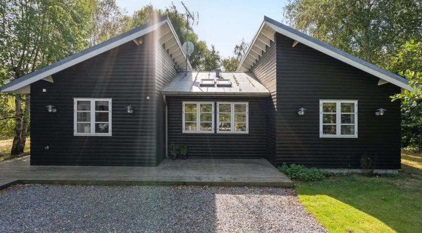 Photo of "Amon" - 670m from the sea