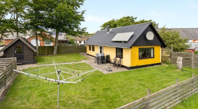 Photo of "Leocadia" - 150m to the fjord