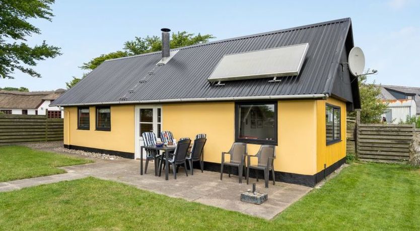 Photo of "Leocadia" - 150m to the fjord