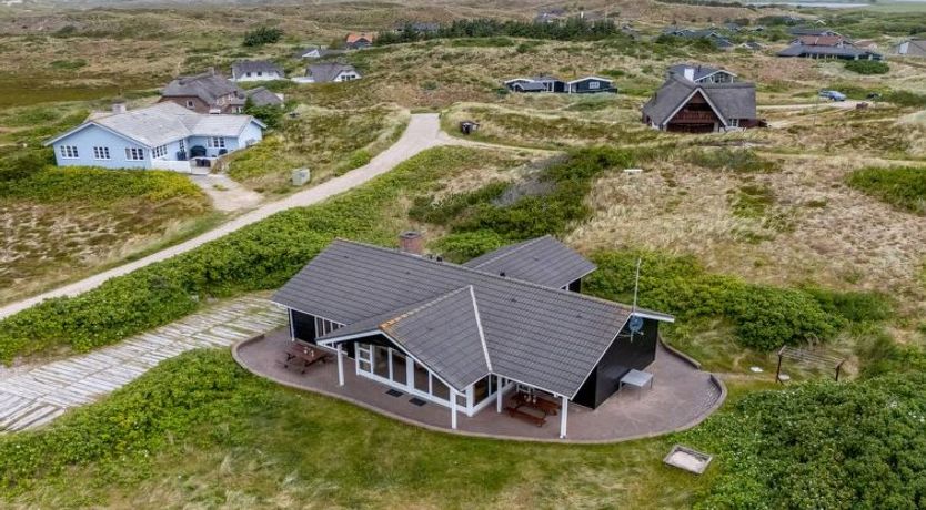 Photo of "Eugenie" - 450m from the sea