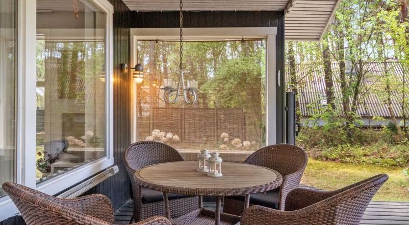 Photo of "Eweline" - 75m from the sea