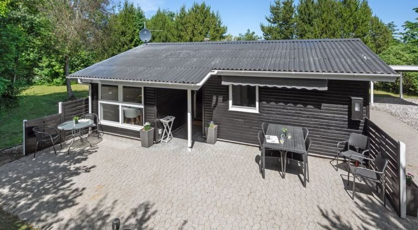 Photo of "Sanni" - 1.6km from the sea