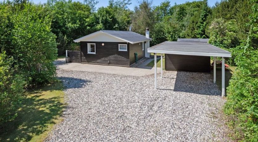 Photo of "Sanni" - 1.6km from the sea