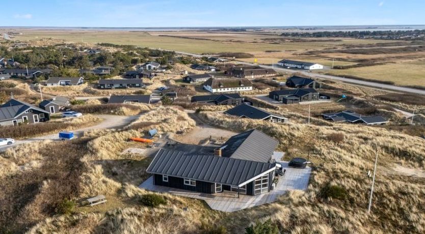 Photo of "Tahnee" - 450m from the sea