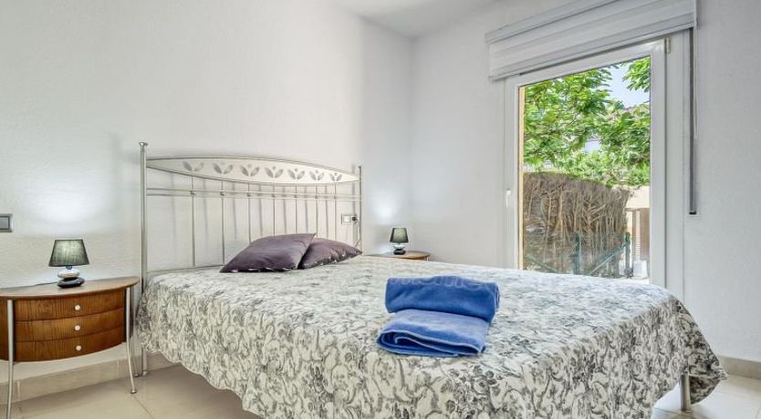 Photo of Port Estrella