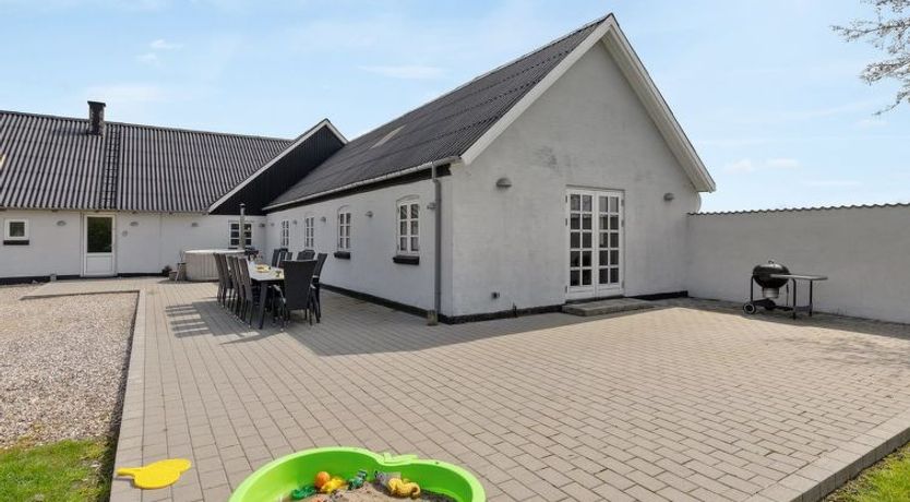 Photo of "Folkar" - 3km to the fjord