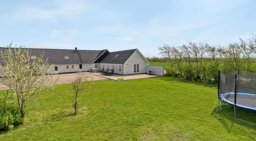 Photo of "Folkar" - 3km to the fjord