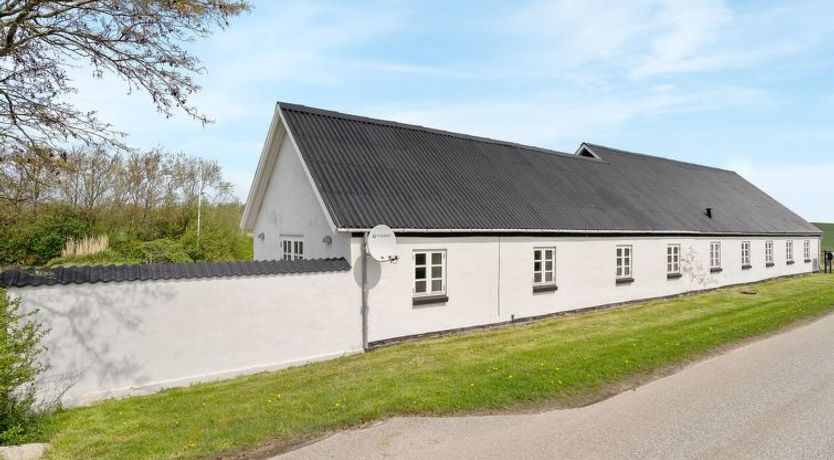 Photo of "Folkar" - 3km to the fjord