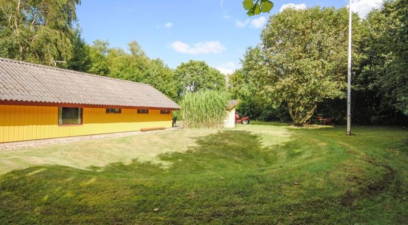 Photo of "Naema" - 600m to the fjord