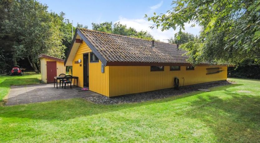 Photo of "Naema" - 600m to the fjord