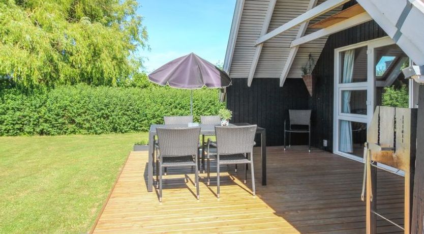 Photo of "Elbert" - 100m from the sea