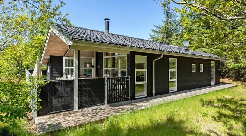 Photo of "Elena" - 800m to the fjord