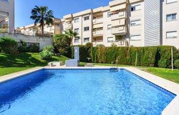 Loma del Colegial Apartment