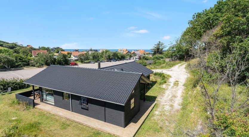 Photo of "Gunver" - 150m from the sea