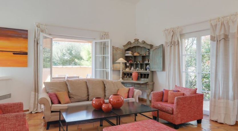 Photo of Le Petit Rouveau