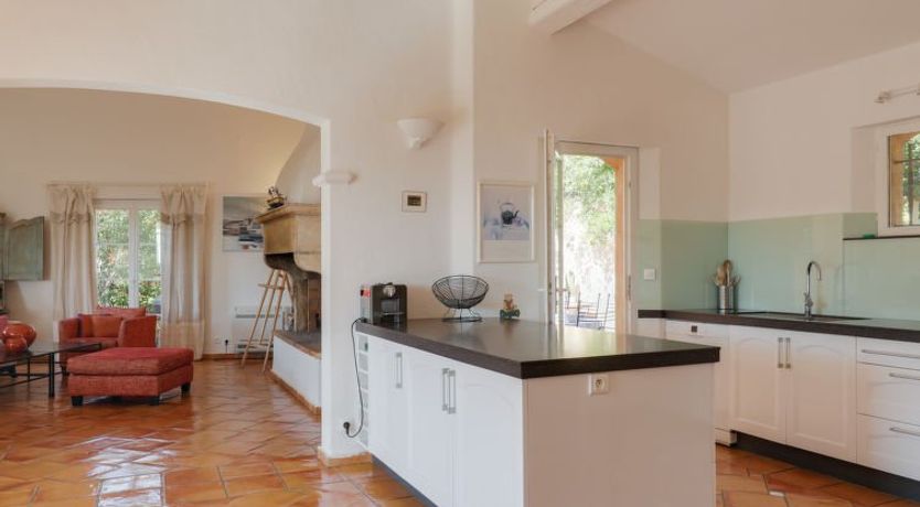 Photo of Le Petit Rouveau