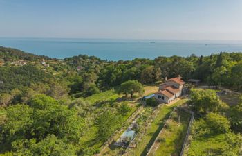 Casa Marepietra Holiday Home