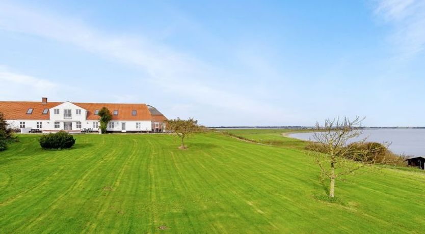 Photo of "Thorge" - 75m to the fjord