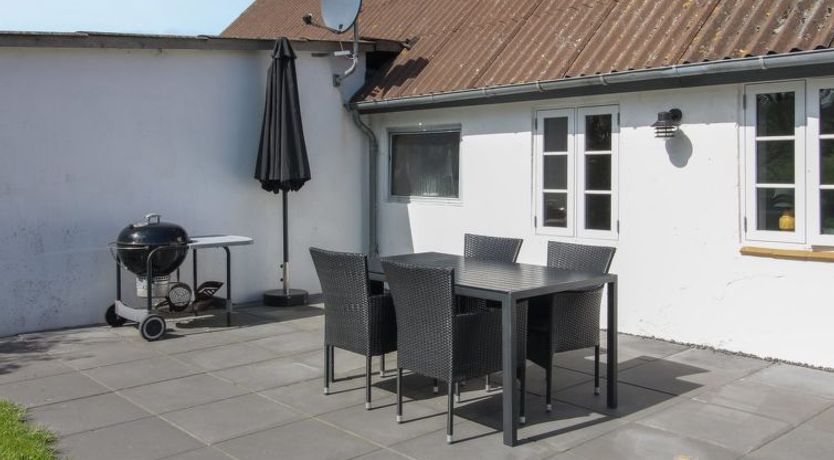 Photo of "Dolfine" - 15km from the sea