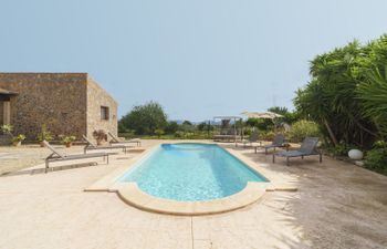 Bellpuig Holiday Home