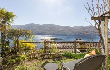 Vista Isole di Brissago Holiday Home