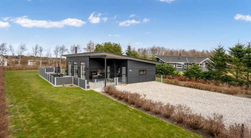 Photo of "Gela" - 1.3km to the fjord