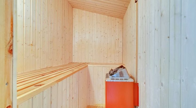 Photo of "Elinbjörn" - 1km from the sea