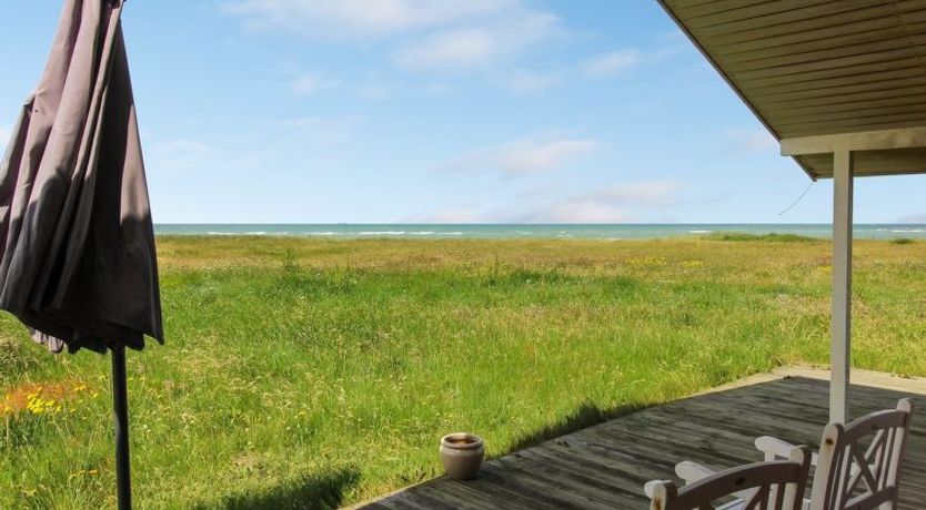 Photo of "Asta" - 85m from the sea