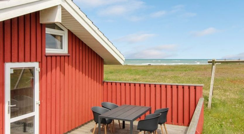 Photo of "Asta" - 85m from the sea