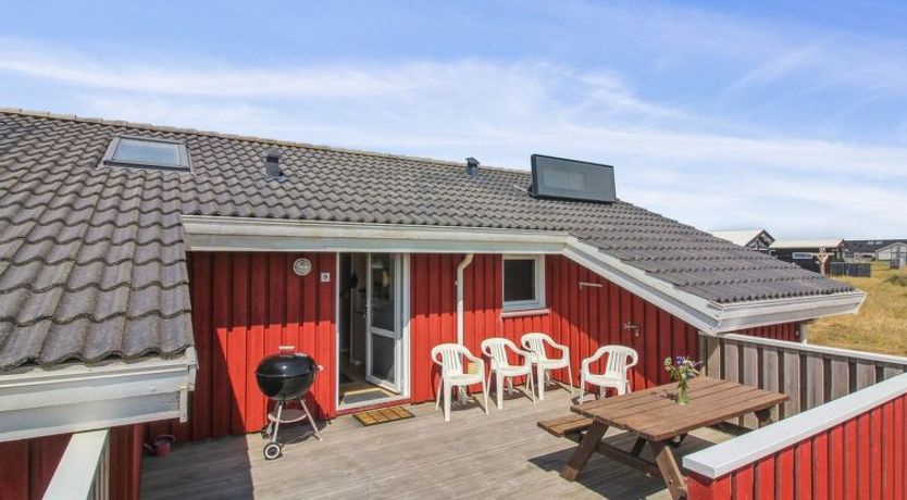 Photo of "Asta" - 85m from the sea