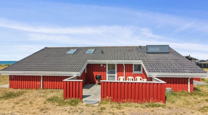 Photo of "Asta" - 85m from the sea