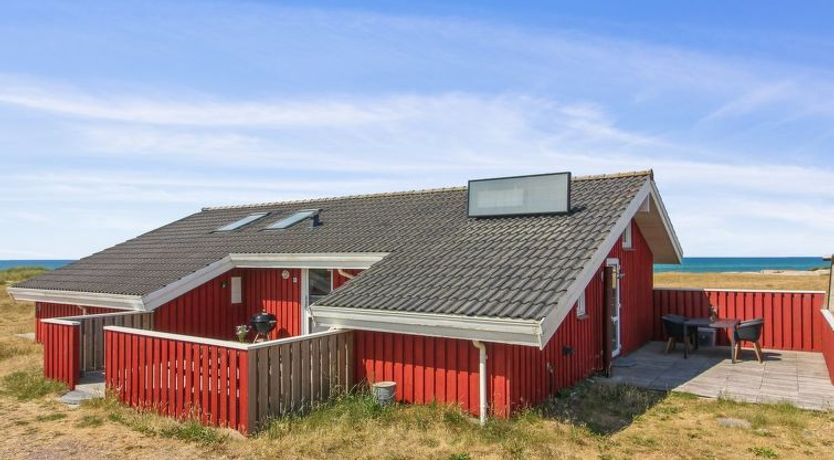 Photo of "Asta" - 85m from the sea