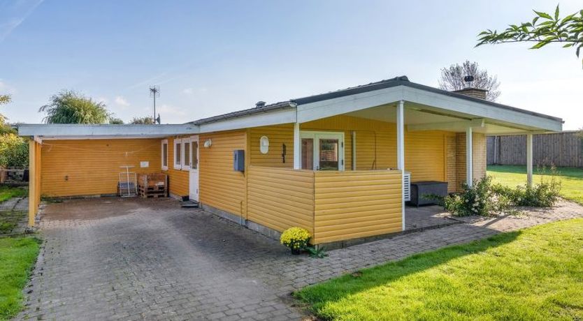 Photo of "Nane" - 80m from the sea