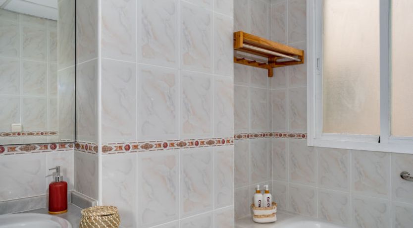 Photo of Lorcrisur Mountain view