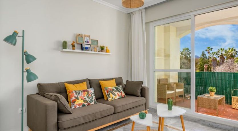 Photo of Lorcrisur Mountain view