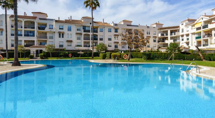 Photo of Lorcrisur Mountain view