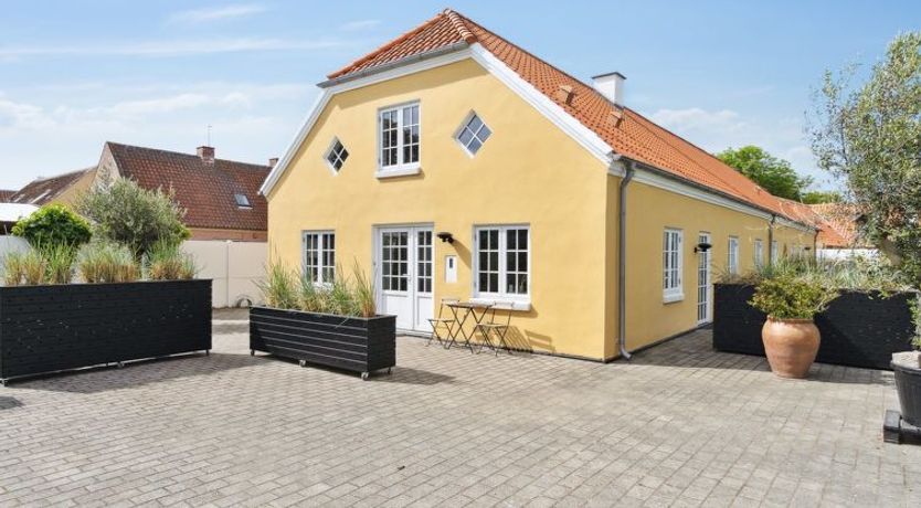 Photo of "Murtuz" - 900m from the sea