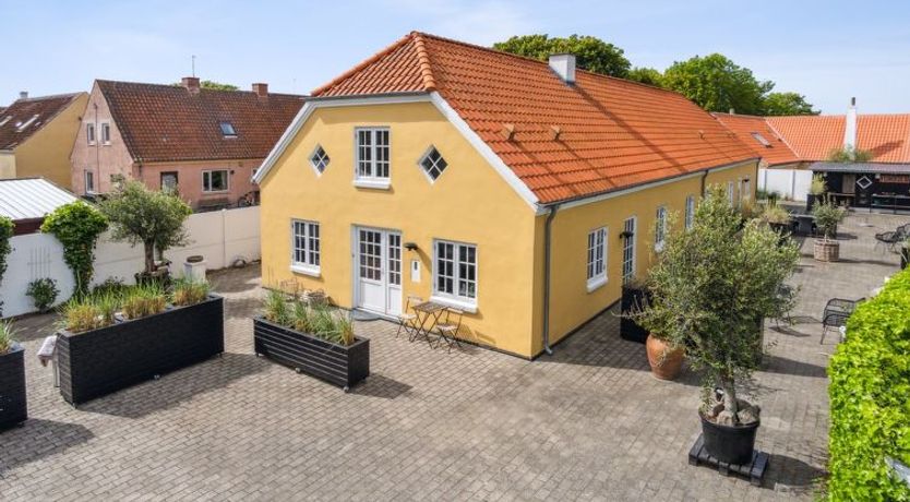 Photo of "Murtuz" - 900m from the sea