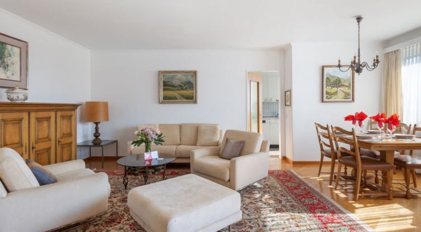 Photo of Alga Lakeview