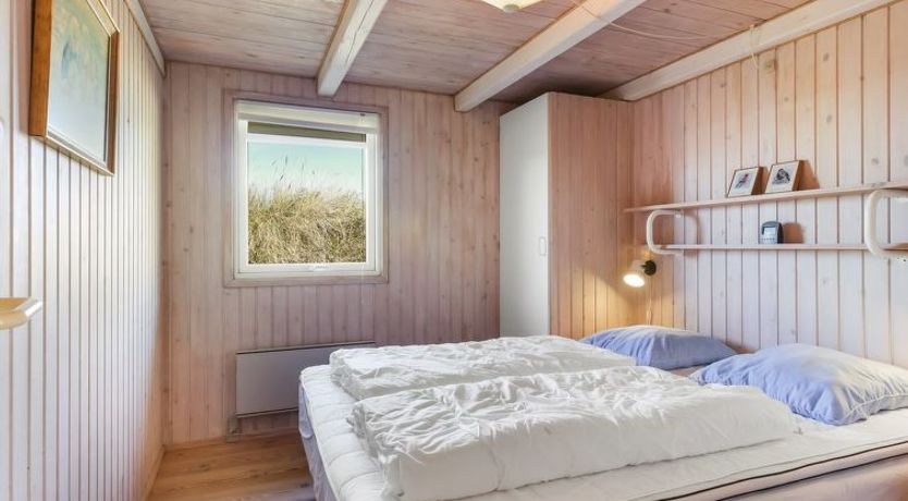 Photo of "Estefania" - 450m from the sea