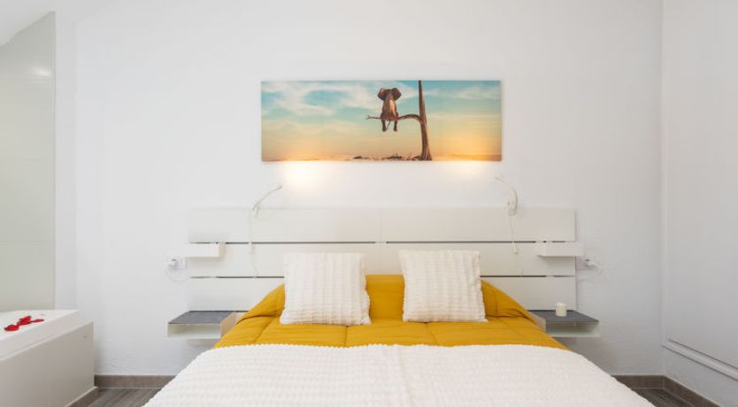 Photo of Deluxe Altemar