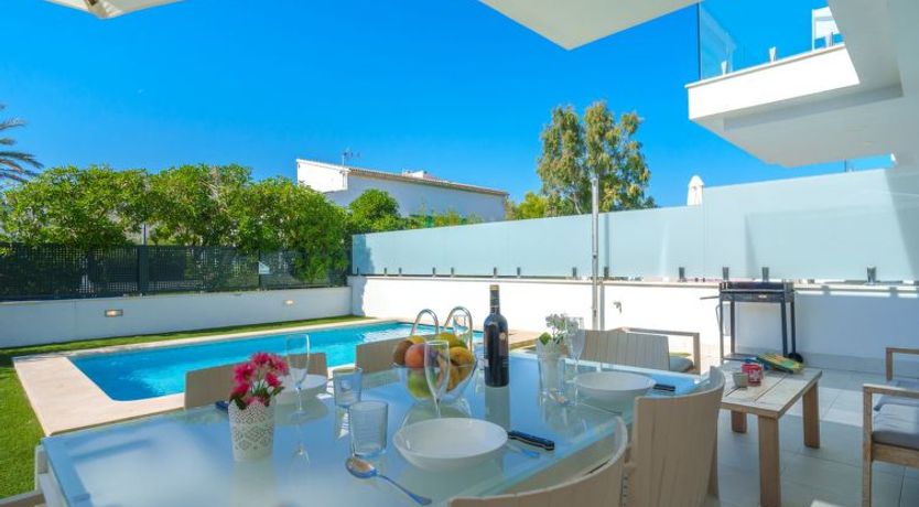 Photo of Villa del Lago 4