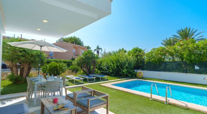 Photo of Villa del Lago 4