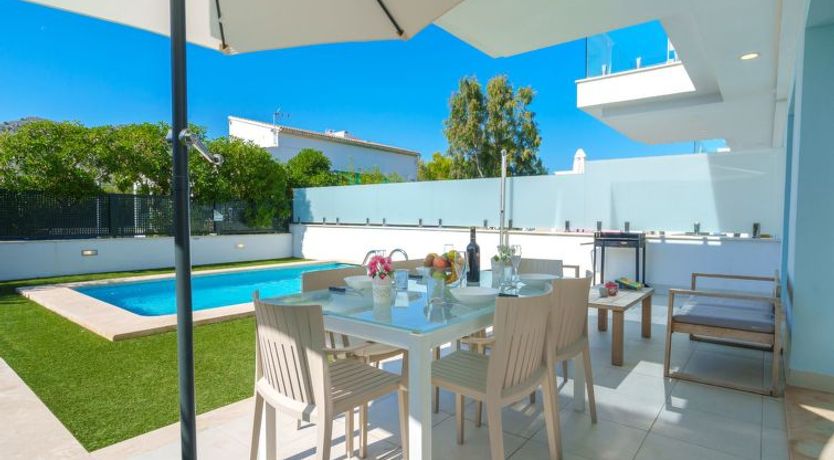 Photo of Villa del Lago 4