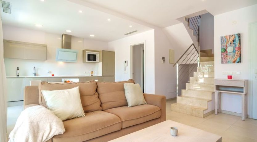 Photo of Villa del Lago 4