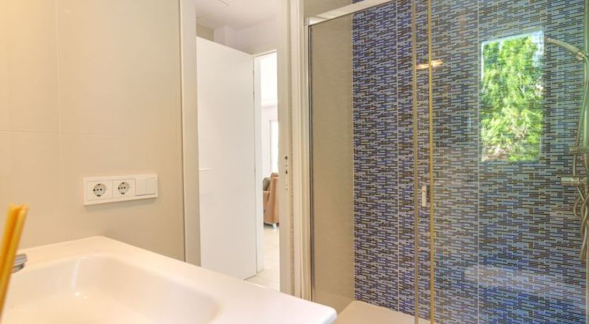 Photo of Villa del Lago 4