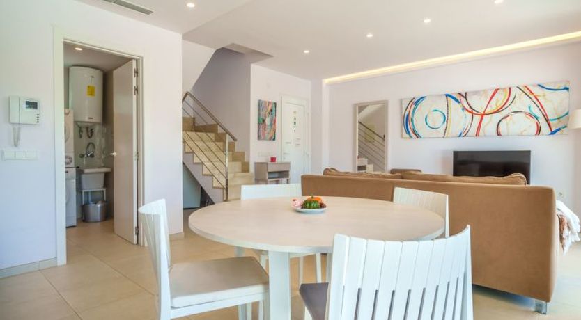 Photo of Villa del Lago 4