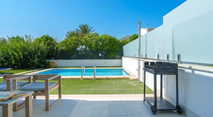 Photo of Villa del Lago 4