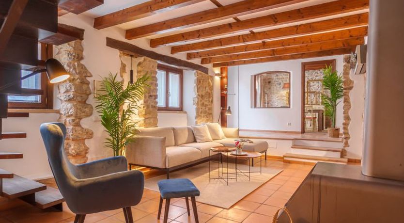 Photo of Biniarroi Charm & Quality