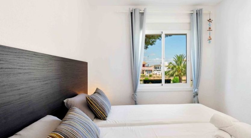 Photo of Sal y Mar IV